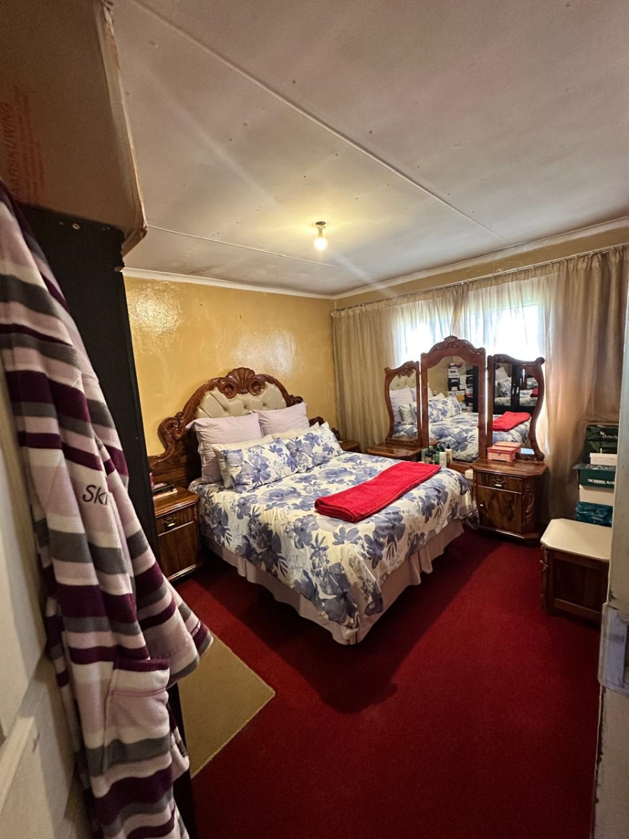 3 Bedroom Property for Sale in Ezibeleni Eastern Cape